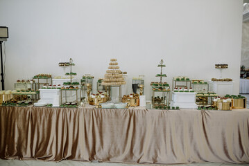 green wedding candy bar sweets on the table
