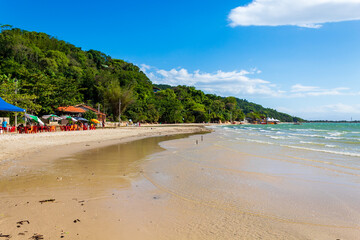 Fototapeta na wymiar paisagem da Praia do Forte praia de jurere florianópolis santa catarina brasil jurerê internacional