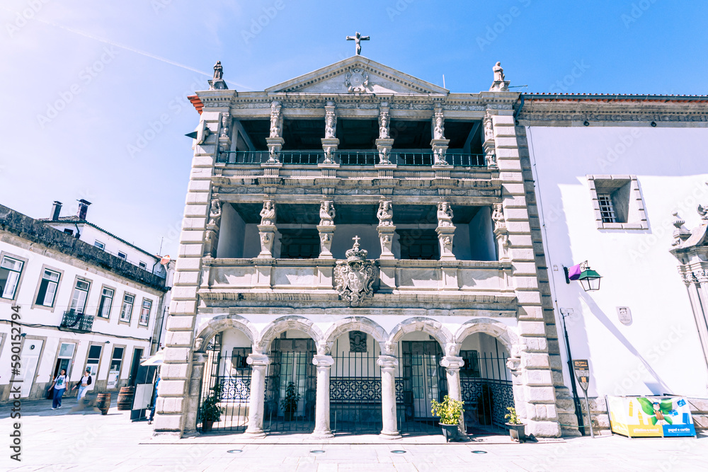 Canvas Prints building in the city