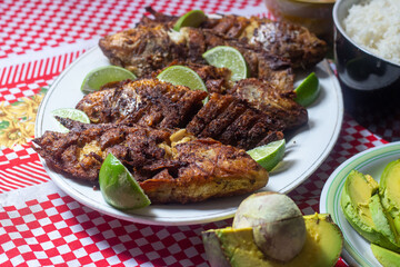 PESCADO (FISH)