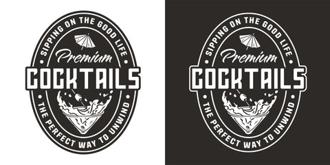 Obraz premium Martini vector with olives and splashes for alcohol cocktail bar or drink party. Logo design with glass of martini for bartender or barman