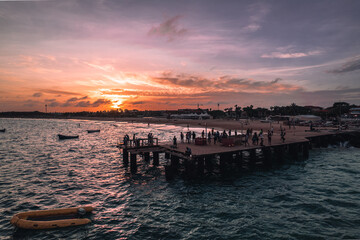 Fototapeta premium sunset at the pier