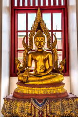 Fire Buddha Loha Prasat Hall Wat Ratchanaddaram Worawihan Bangkok Thailand