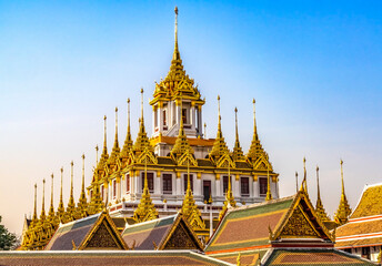 Naklejka premium Loha Prasat Hall Wat Ratchanaddaram Worawihan Bangkok Thailand