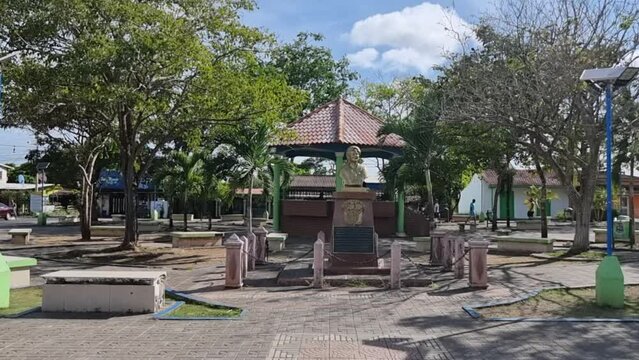 Panama, Pedasi town,statue of president Mireya Elisa Moscoso, in honor of the country s first female president.