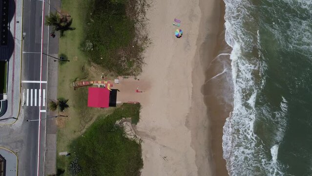 Litoral Praia Barra Velha Santa Catarina Motorhome Litoral Viagem Viajar Ver&atilde;o Veraneio Cidade Costeira Areia Ondas Van Vida N&ocirc;made Viajando Sul Brasil Palmeiras Restinga