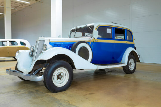 SAINT PETERSBURG, RUSSIA - MARCH 29, 2023: German retro car Horch 830BK (1935) in the retro transport museum. Shopping and entertainment complex "Leto"