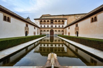 Fototapeta premium Court of the Myrtles in Nasrid Palace in Alhambra, Granada, Spain.