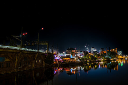 Michaelbr&uuml;cke mit Blick auf die Spree - Berlin Nightlife