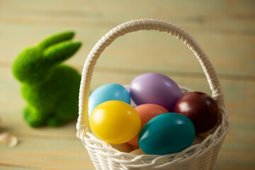 basket with eggs