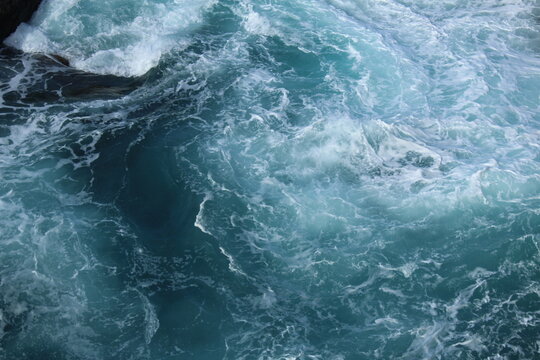 Swirls of water in the ocean © Esteban Torres