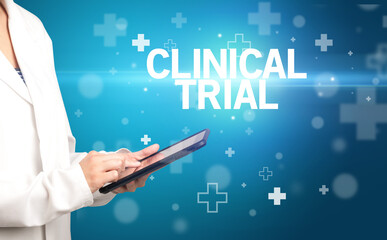 doctor writes notes on the clipboard