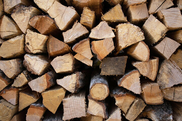 積まれた薪