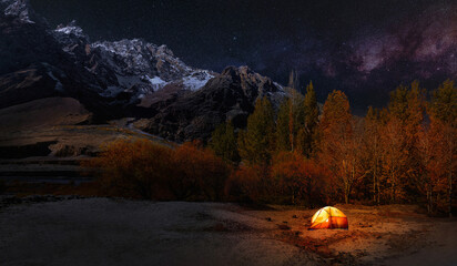 Fototapeta na wymiar Camping in Wilderness