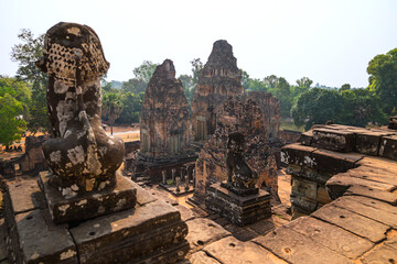 Naklejka premium Ruins of ancient Khmer temple in Siem Reap, Cambodia