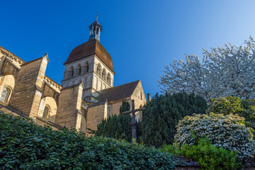 Fototapeta premium Basilique Notre-Dame de Beaune, Beaune, Burgundy, France
