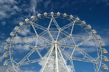 ferris wheel against the sky