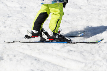 Fototapeta na wymiar Snowboarder on a snowboard.Snowboarding down the mountain with overcoming .