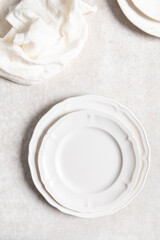 Obraz na płótnie Canvas Trendy white ceramic plates