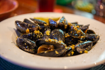 Pan roasted mussels