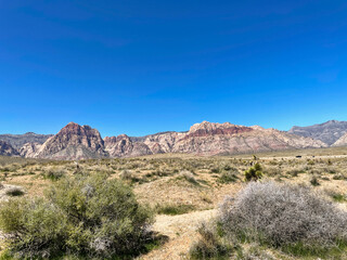 Fototapeta na wymiar Desert landscape with mountains
