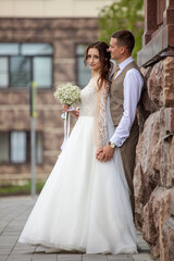 Naklejka premium The bride and groom in a wedding dress.