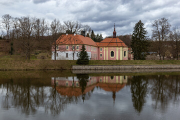 Fototapeta na wymiar Castle Mitrowicz on a bank of Luznice river in South Bohemia.