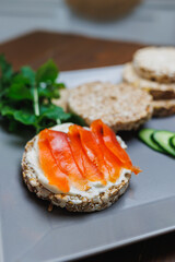 Delicious dry breakfasts. Fitness bread for a quick snack. Rice cakes