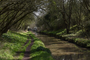 the walk along the oxford canal walk next to fenny Compton turnover bridge