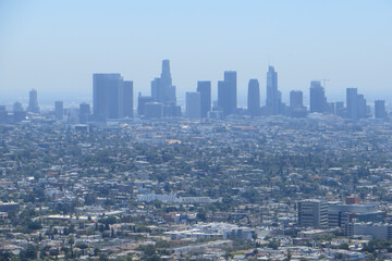 Fototapeta premium View of the Downtown Los Angeles Skyline, from the Griffith Observatory in Los Angeles, California, USA.