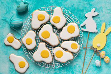 Easter fried eggs icing cookies