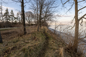 Pickering Ontario Unionville, a stunning destination in Canada. With its picturesque lakeshore and beaches, this area offers the perfect backdrop for nature photography 