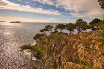 K&uuml;stenpfad auf der Presque'Ile de Giens in S&uuml;dfrankreich