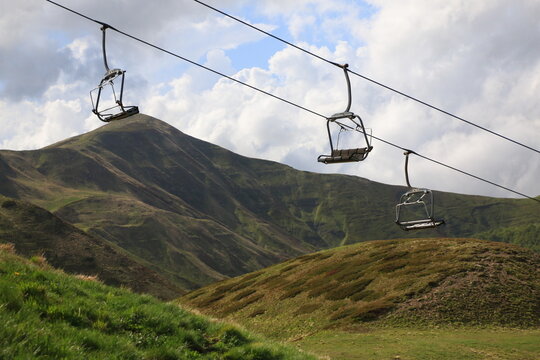 Ski lift in the picturesque mountains of Italy's national park the Corno alle Scale.

