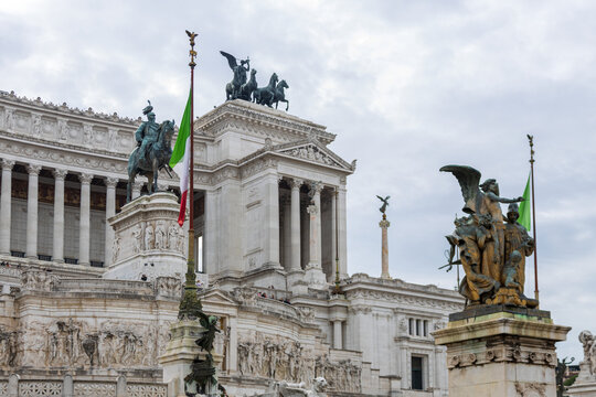 the monument of the vittorio emanuele ii