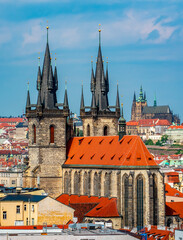 Obraz premium Church of Our Lady before Tyn with Prague Castle at background, Czech Republic