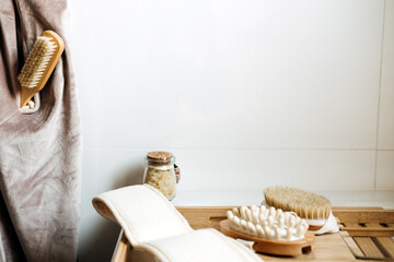 Exfoliate skin, manual exfoliation skin helps to remove dead skin cells and stimulate circulation. Dry Brushing, various brush Exfoliator Massager Scrubber for body and face in bathroom