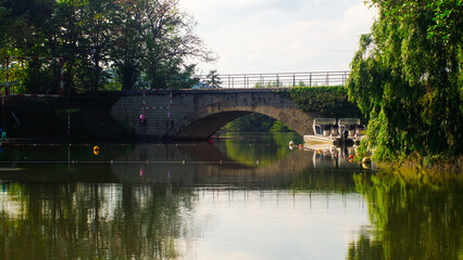Obraz premium Village du Temple-sur-Lot, dans le département du Lot-et-Garonne, en pleine saison estivale