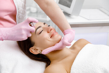 Obraz na płótnie Canvas cosmetic facial procedure, Healthy skin, Skin care service