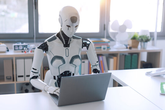 Humanoid Robots Revolutionizing Mundane Tasks