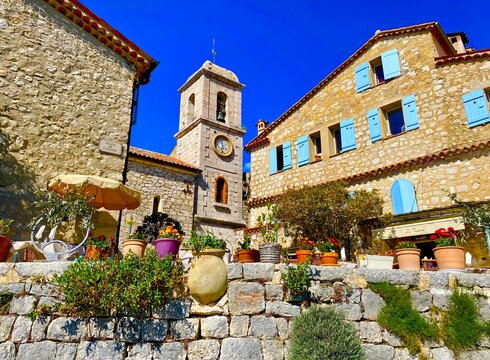 view of the town of Gourdon in the south of France
