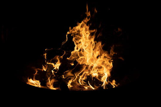 flame campfire fire smoke fireplace outdoor 