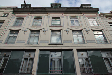 Fototapeta premium flat building (?) in amsterdam (the netherlands) 