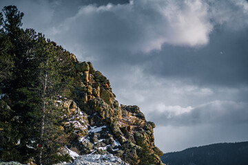 Naklejka premium Stormy Mountain