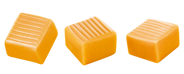 três balas de caramelo em fundo transparente - bala de caramelo isolada