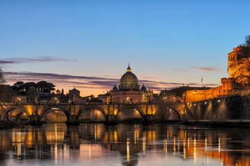 Fototapeta na wymiar Majestic sunset landscape of Rome, Italy, featuring the Ponte Sant'Angelo, the river Tiber, and St Peter's Basilica in the Vatican. Amazing light cloud sky and Clouds 4k