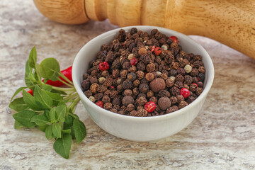 Peppercorn mix heap in the bowl