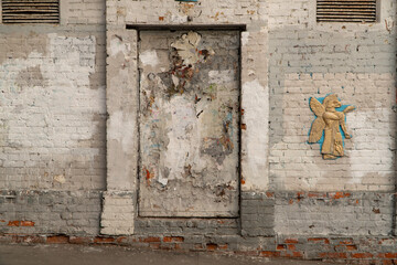 old wooden door with a keyhole