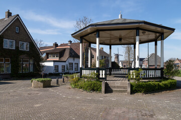 Fototapeta na wymiar Center of the picturesque small Dutch village of Haaften in Gelderland.
