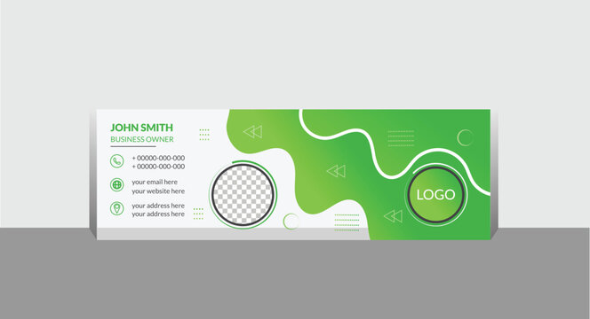 Email signature with wonderful colour combination.